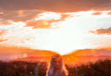 Zechariah 2:5 Zechariah 2:5